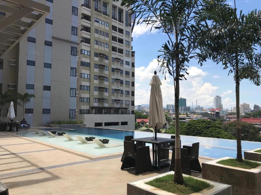 The Persimmon Studios Cebu Екстериор снимка
